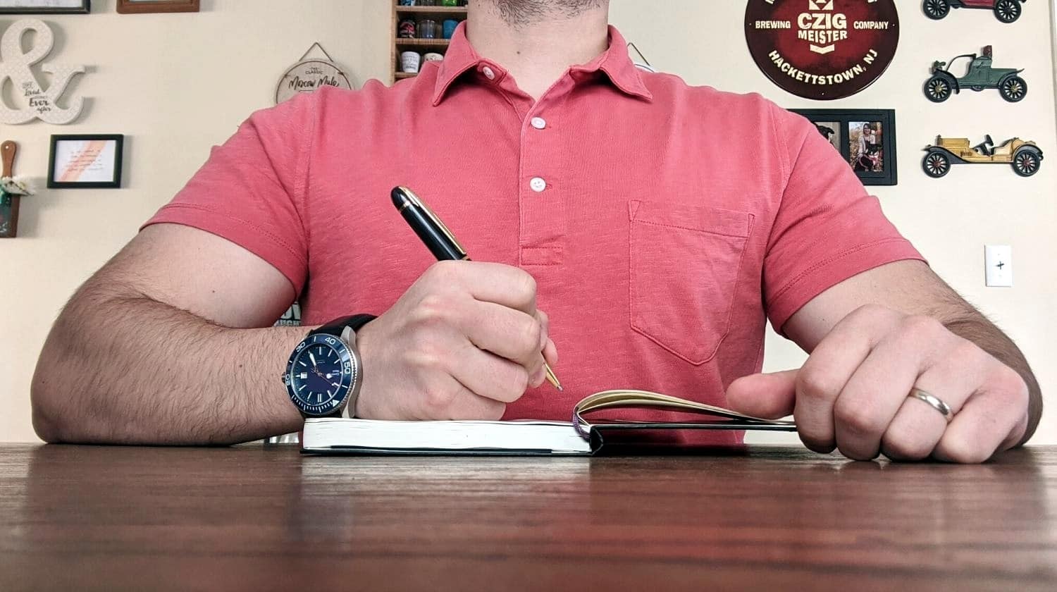why i wear my watch on my right