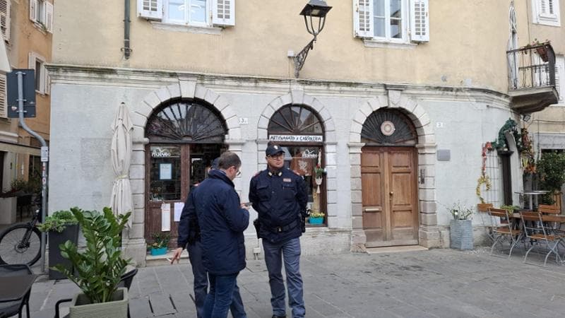 105625113 a6063e80 dd98 41f6 846e 3e3adc425701