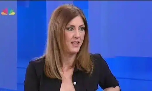 Αυτή είναι η γνωστή δημοσιογράφος που συνέλαβαν σε έλεγχο αλκοτέστ στην Αττική Οδό – «Θα σας τελειώσω» φώναζε στους αστυνομικούς 3 251115193456 rania karatzaferi