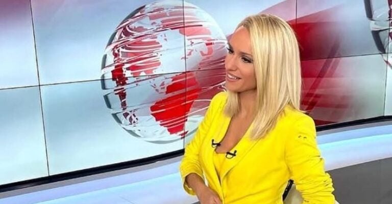 Φυσική ομορφιά η Κατερίνα Παναγοπούλου: Η παρουσιάστρια ειδήσεων εμφανίστηκε εντελώς αμακιγιάριστη σε βραδινή εκδήλωση