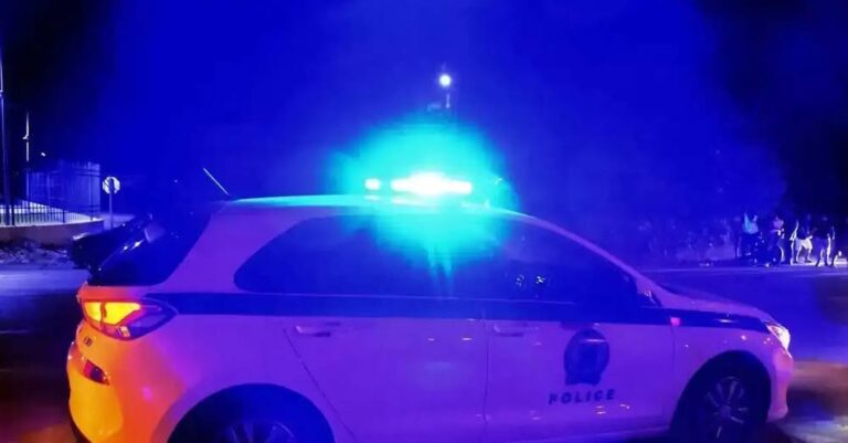 Θρίλερ με νεκρό σε τροχαίο στον Νέο Κόσμο – Βρέθηκε με χτυπήματα στο πρόσωπο