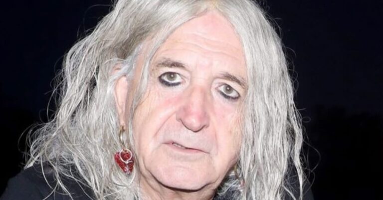 Νίκος Καρβέλας: «Ο Άδωνις Γεωργιάδης είναι βλαξ, είναι κλινικός υπολελειμμένος»