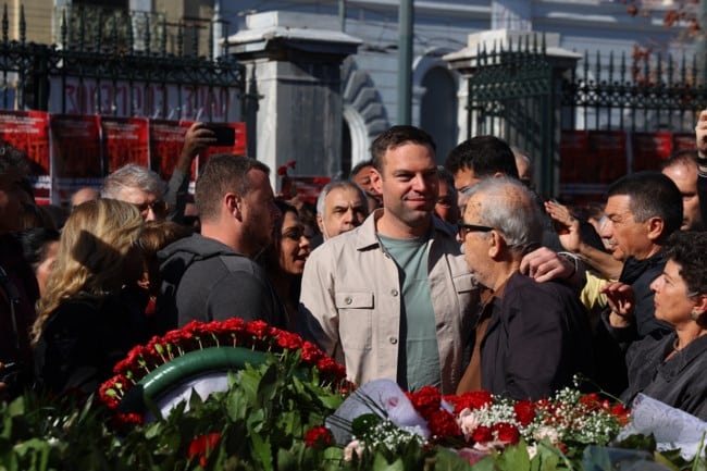 82d7e71a9b694f9ca0bcb1fdeaf5a4d3