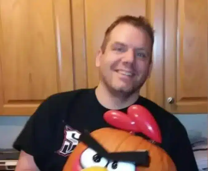 bce90f40 0a47 46b9 9ab7 7b010a7248da d9c55a