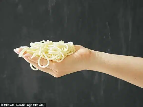 Δανέζα διατροφολόγος βρήκε την ευκολότερη δίαιτα του κόσμου – H ίδια έχασε 38 κιλά μέσα σε 10 μήνες 6 dite4.jpg