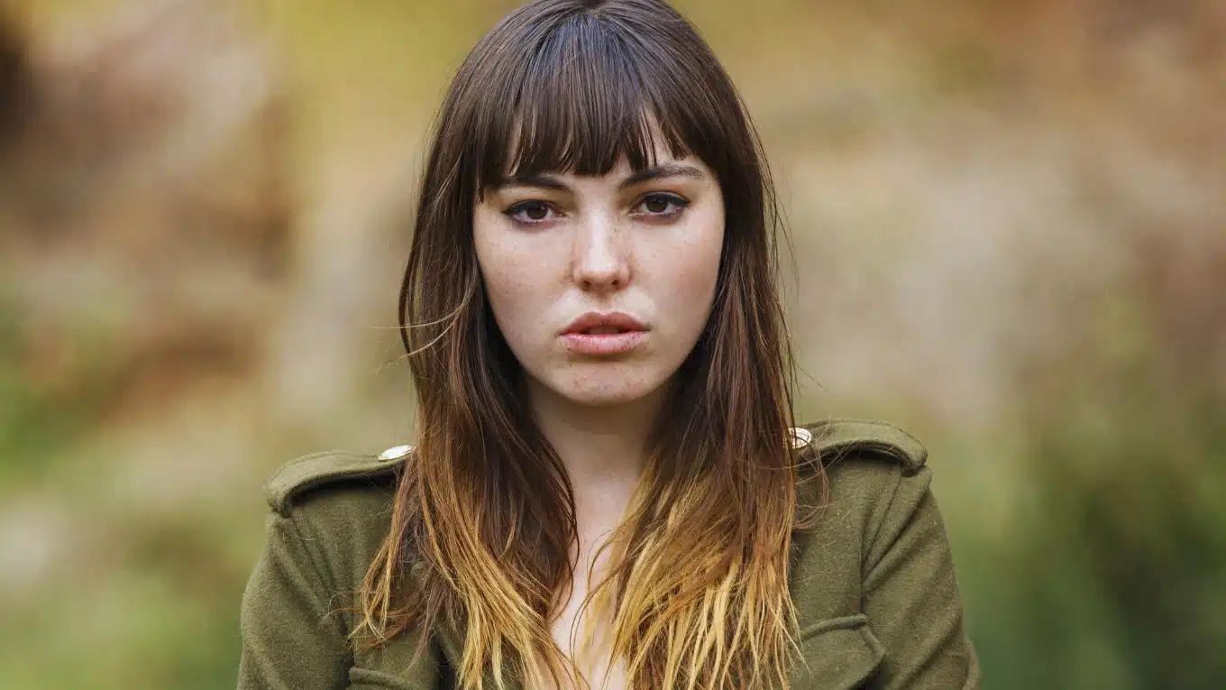 Αν δείτε αυτές τις 8 συμπεριφορές σε κάποιον, σημαίνει ότι θέλει στα κρυφά να σας δει να αποτυγχάνετε 3 gestures speak loudly someones bad person