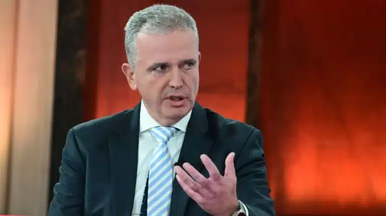 Τέλος από τα ΕΛΤΑ ο διευθύνων σύμβουλος Γρηγόρης Σκλήκας μετά τις αντιδράσεις για το κλείσιμο 204 καταστημάτων – Τι αναφέρει στην επιστολή παραίτησής του