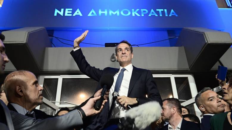 mitsotakis 10000