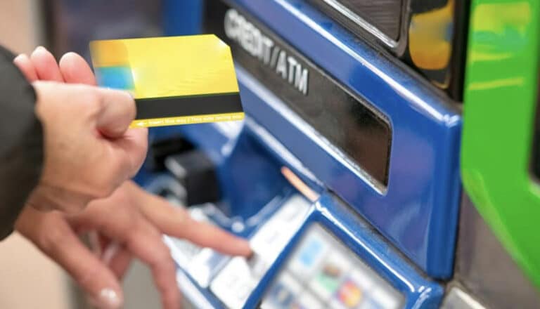 Κοινός λογαριασμός και θάνατος δικαιούχου: Ποιος παίρνει τελικά τα λεφτά;