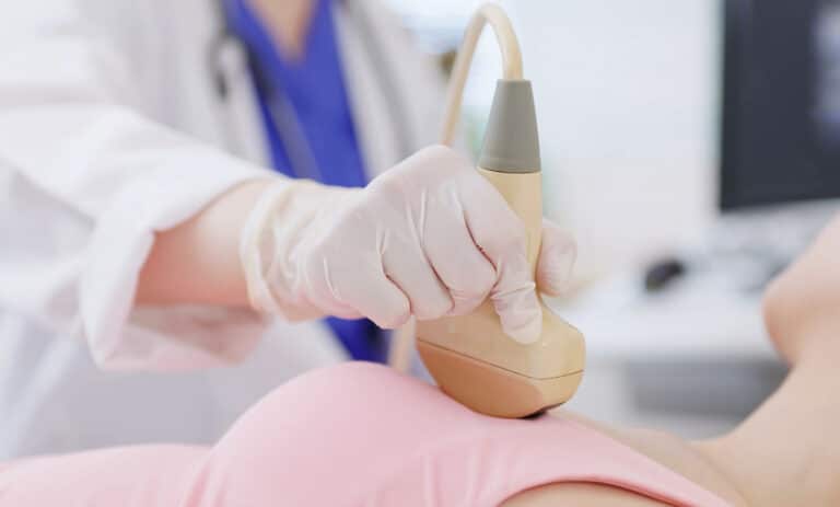 Ένα χρόνο πριν τον καρκίνο του μαστού, το σώμα σου σού δίνει αυτά τα σημάδια