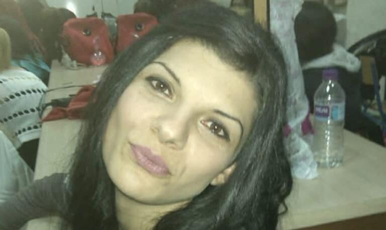 Δεσποινιό ήσουν πολύ βιαστική…καλό ταξίδι!