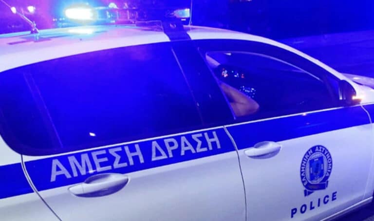 Άνδρας βρέθηκε καμένος και δεμένος μέσα σε κλεμμένο αυτοκίνητο στη Βοιωτία