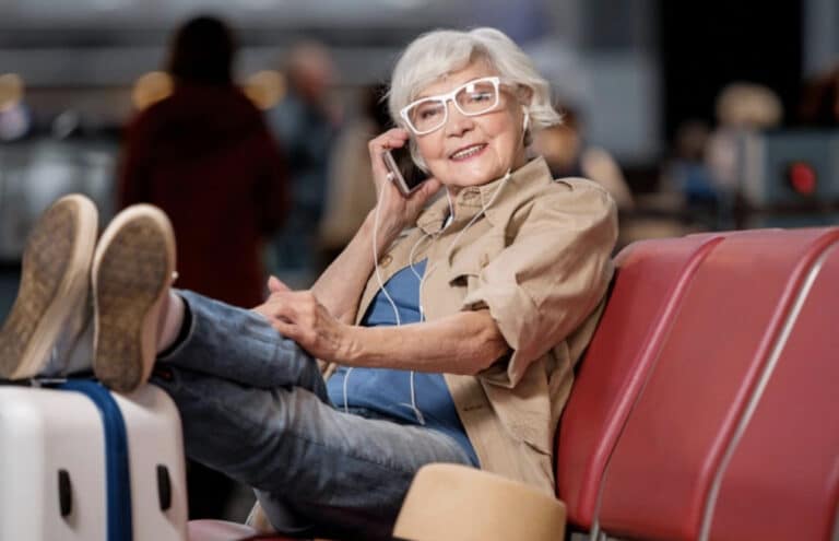 Γιατί πρέπει να αποφεύγετε τα μακρινά ταξίδια μετά τα 70 – 6 κρίσιμοι λόγοι για τους οποίους οι ηλικιωμένοι πρέπει να σκεφτούν πριν κάνουν ένα μεγάλο ταξίδι