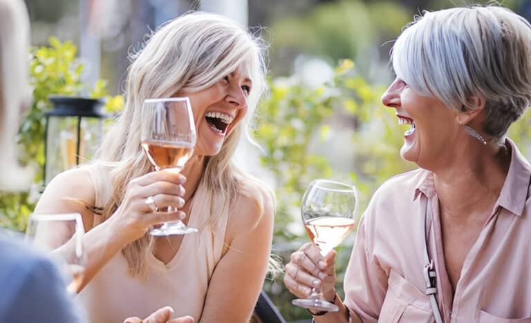 Τα 4 ζώδια που ζουν την καλύτερη φάση της ζωής τους μετά τα 50