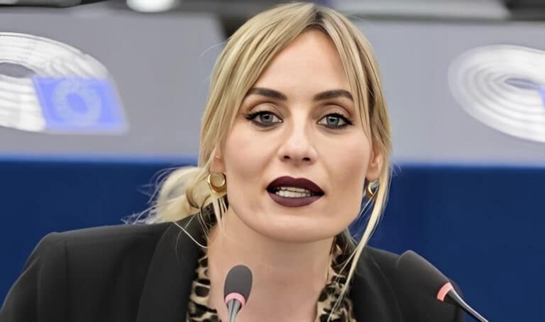 Ελεονώρα Μελέτη: «Τα φύλα είναι δύο, αρσενικό και θηλυκό – Οι άλλοι να προσδιορίζονται…»