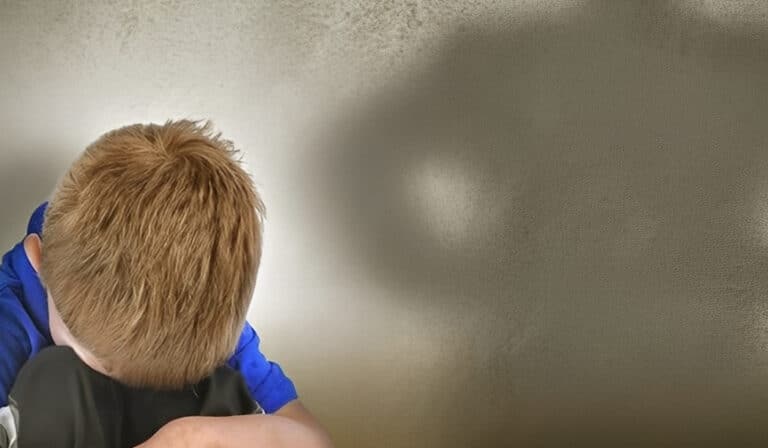 Σοκ: 51χρονος Αλβανός στη Ρόδο κατηγορείται ότι ασελγούσε στον 10χρονο γιο του – Τι κατέθεσε ο ανήλικος