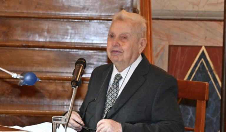 Πέθανε ο Στέφανος Χατζηγιάννης, πρωτοπόρος της Ηπατολογίας και καθηγητής γενεών γιατρών