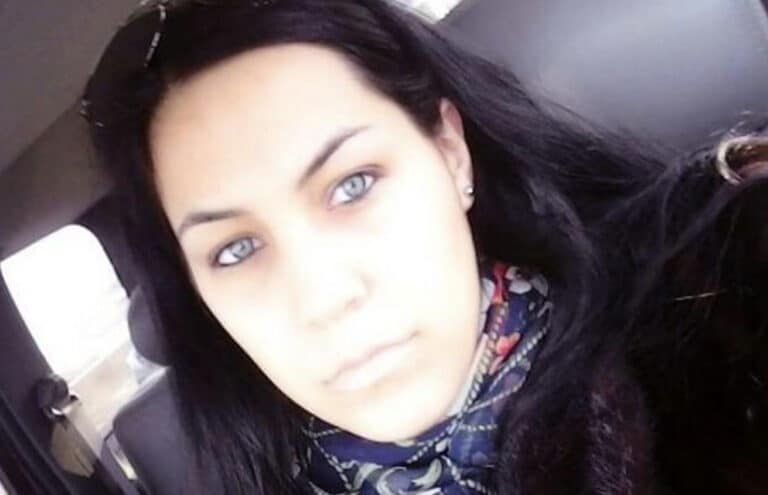 Φρίκη: 27χρονη σκότωσε τους δύο γιους της για «να ενωθούν όλοι στον Παράδεισο» με τον 72χρονο άντρα της