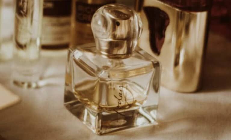 Το άρωμα που θα γίνει το No.1 των Χριστουγέννων, σύμφωνα με κορυφαία αρωματοποιό