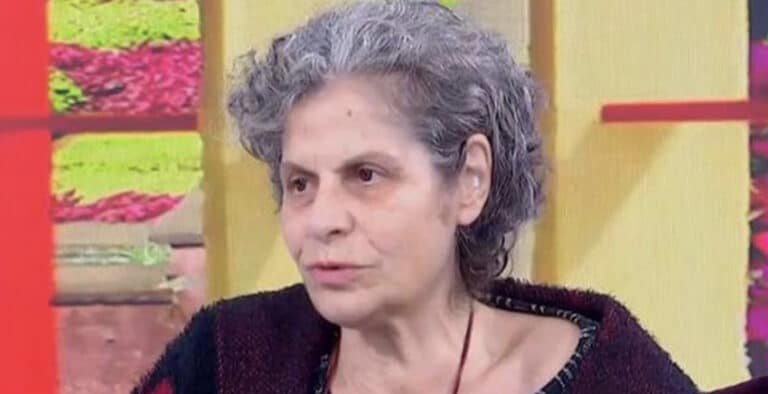 Μαργαρίτα Θεοδωράκη: «Ξυπνάω στις 4 το πρωί, έχω 45 γάτες και 22 σκυλιά, είναι τα παιδιά μου»