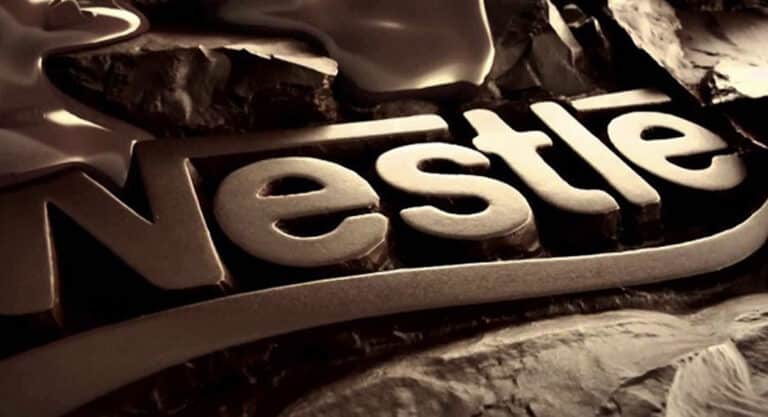 Nestlé: Εντάλματα σύλληψης για υψηλόβαθμα στελέχη της εταιρείας λόγω διάθεσης πασίγνωστης αλλοιωμένης σοκολάτας στην αγορά