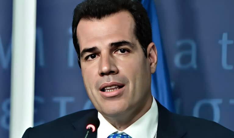 Πλεύρης: «Η παράνομη διαμονή και είσοδος στην Ελλάδα δεν είναι ανθρώπινο δικαίωμα αλλά ποινικό αδίκημα»