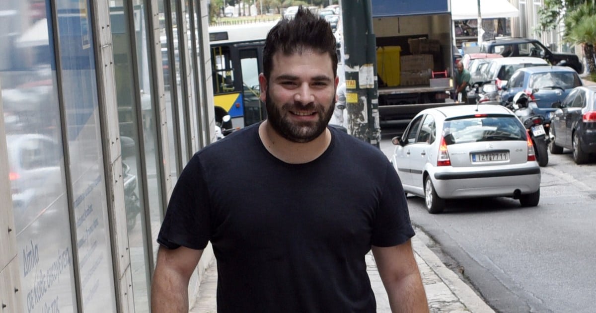 tessera xronia nekros se troxaio o pantelis pantelidis.w hr