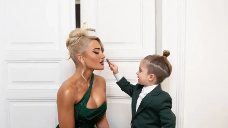 Τούνη: «Όταν ο άντρας των ονείρων σου… είναι ο γιος σου» – Η τρυφερή ανάρτηση με τον Πάρη