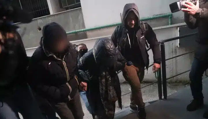 ΟΠΕΚΕΠΕ: Ελεύθεροι με περιοριστικούς όρους και οι 7 κατηγορούμενοι που απολογήθηκαν σήμερα 3 1765916104183 6780513.jpg