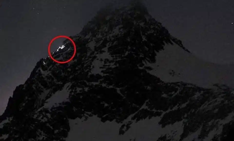 2025 12 06 16 19 37 pictured girlfriend 33 left to freeze to death on austrian mountain by her large.jpg