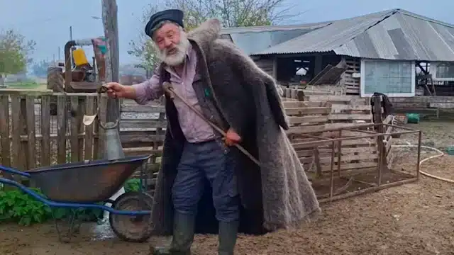 Ευχάριστα νέα για τον κτηνοτρόφο που είχε καταρρεύσει για τα πρόβατά του 1 22 1.jpg 1