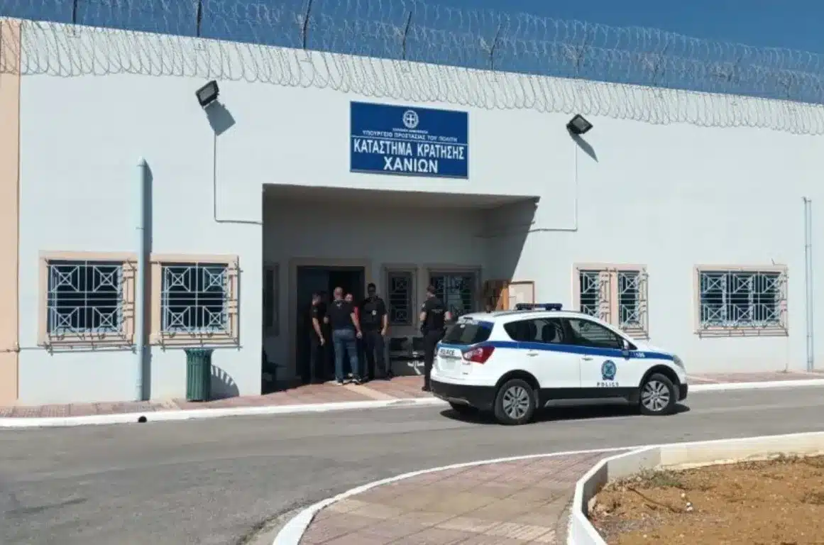 Ηλικιωμένες μητέρες προσπάθησαν να περάσουν ναρκωτικά στις φυλακές για να τα δώσουν στους γιούς τους 1 251215225204 screenshot 22