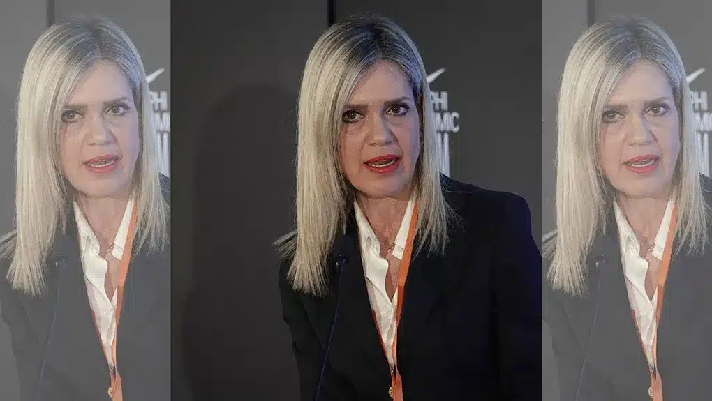 3 synthia sapika 1020.jpg