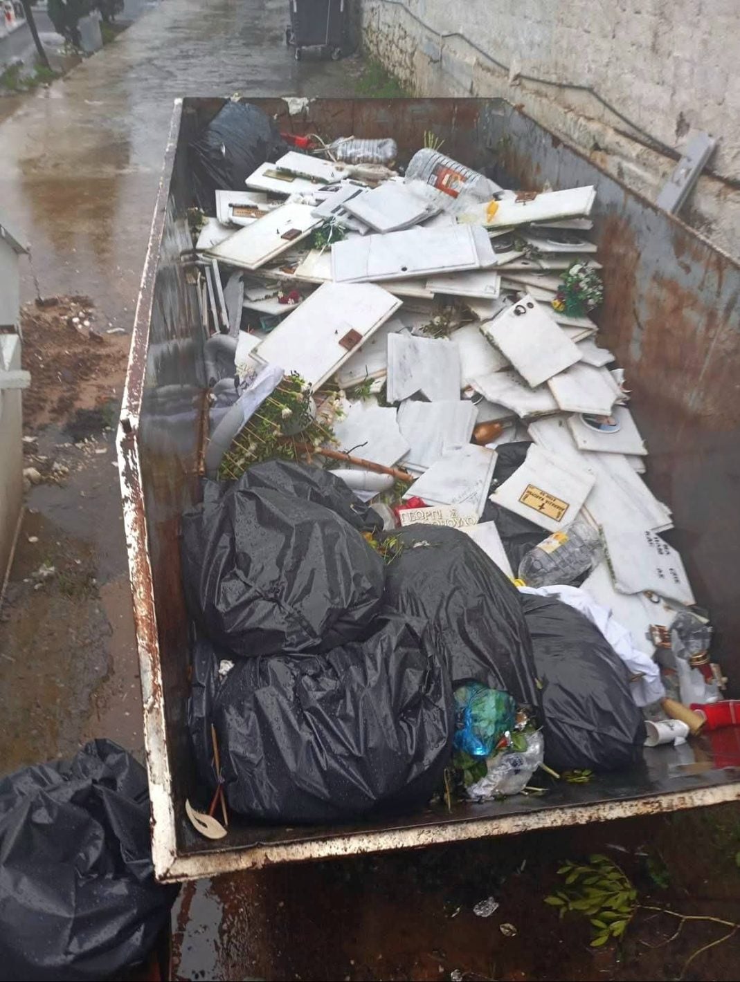 597773171 1879470389630269 6279137872556998264 n scaled 1