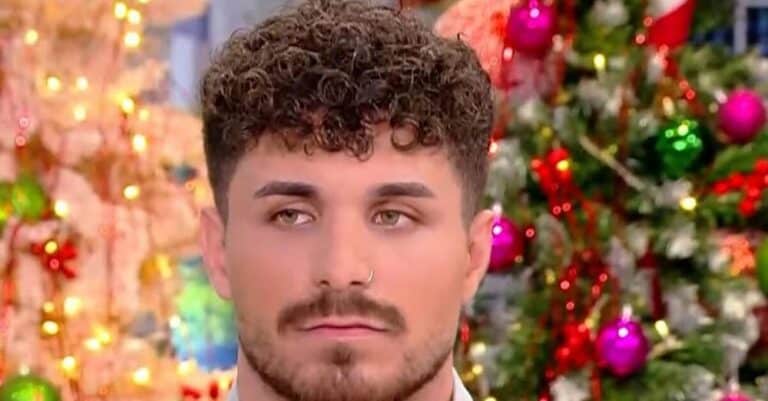 Ο Στέφανος Παπαδόπουλος έβαλε τα κλάματα on air: «Ο Γιώργος Μαζωνάκης να έρθει να με κοιτάξει στα μάτια»