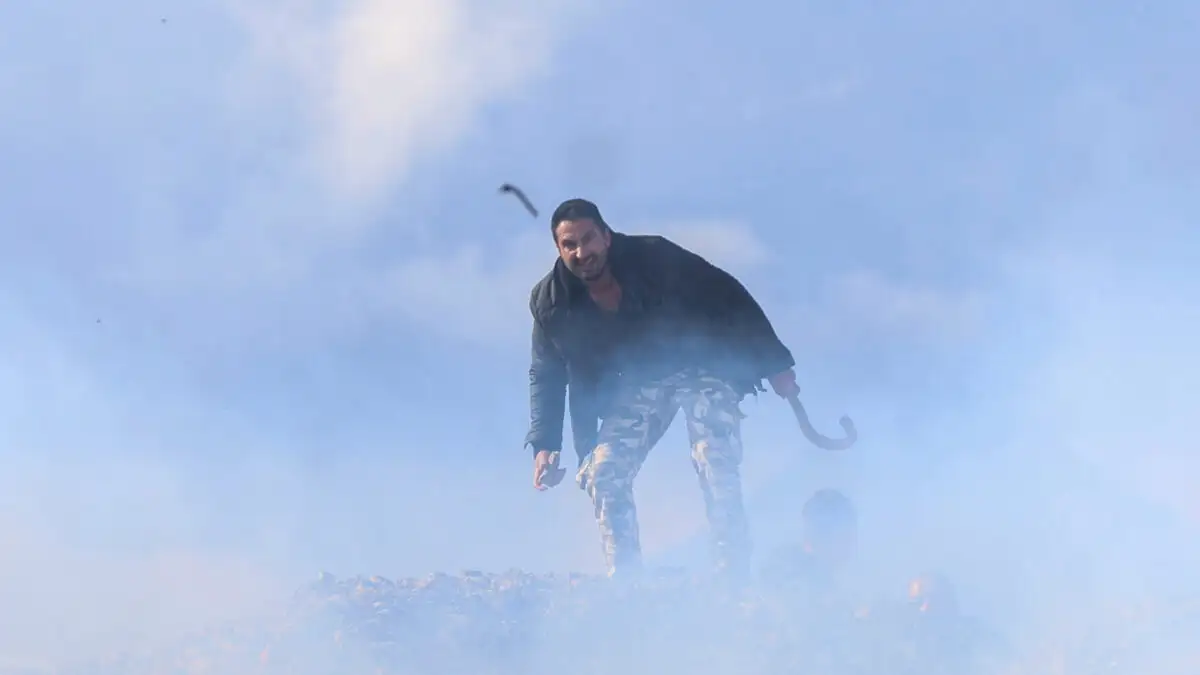 Επεισόδια με αγρότες σε Χανιά και Ηράκλειο – Αναποδογύρισαν περιπολικό 5 agrotes kriti reuters 1200x675 1