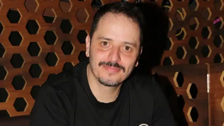 Σάλος με την ανάρτηση του Αλέξανδρου Τσουβέλα για τον Χριστό