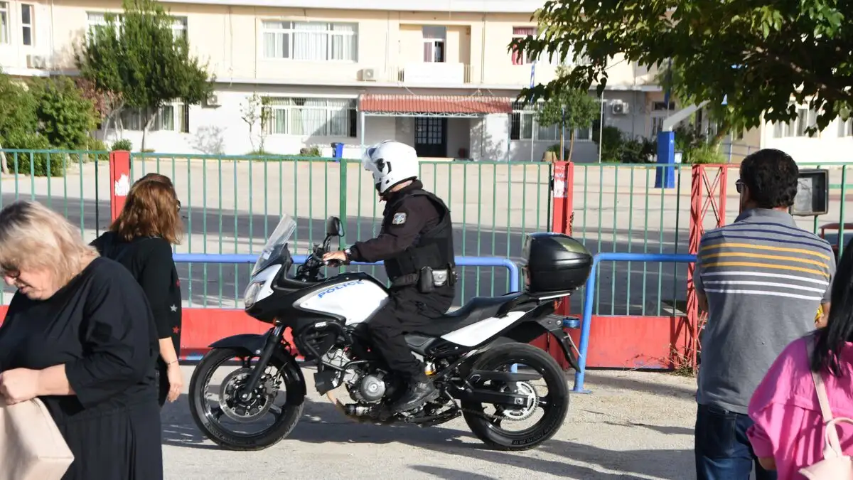 Μαχαίρωμα μεταξύ μαθητριών μέσα σε σχολείο στην Κυψέλη 2 astinomia sxoleio proavlio eurok 1200x675 1