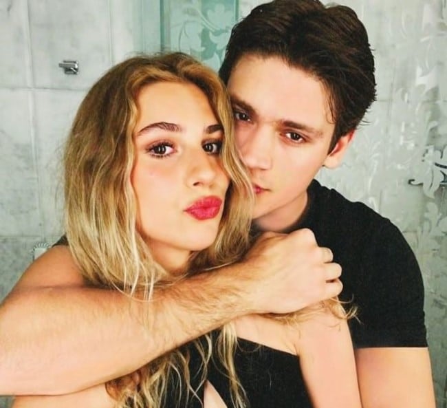 ef2e55bfc7a3422ba311db660feeef0b