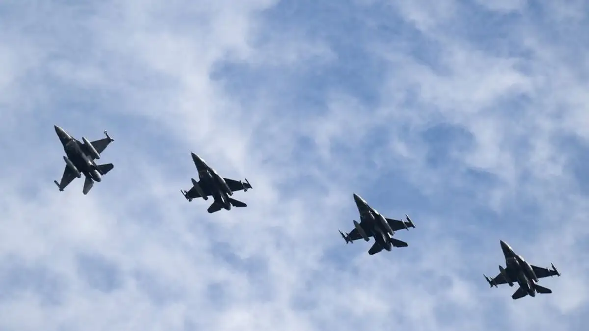 Νέες τουρκικές προκλήσεις: 4 παραβιάσεις από 4 τουρκικά μαχητικά F-16 στο Αιγαίο 1 f 16 viper haf eurokinissi 2 1200x675 1