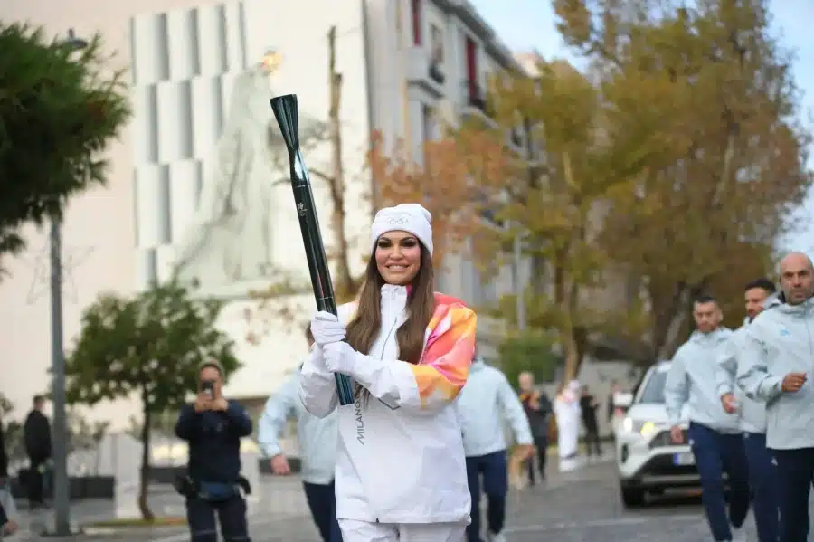 gilfoil1 2048x1365 1