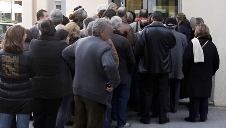 Ο κακός χαμός με τις συντάξεις – Τρέχουν όλοι οι Έλληνες