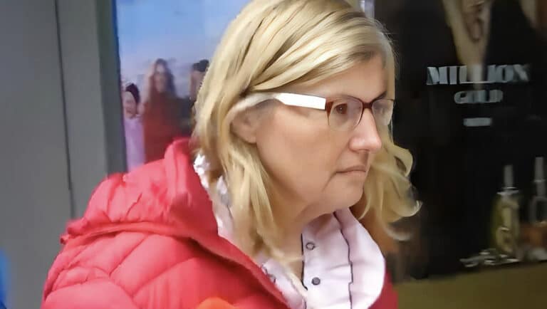 Αγρίεψε η 55χρονη δασκάλα από το Λουτράκι – Περνάει τώρα στην αντεπίθεση