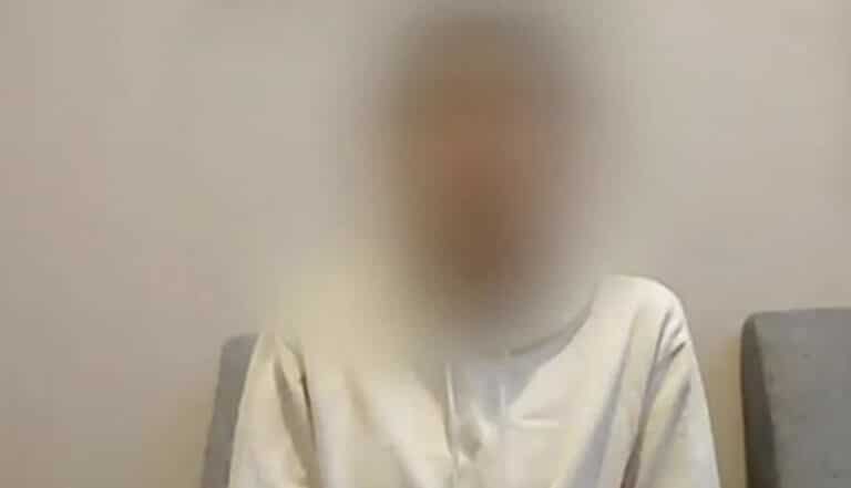 Καταγγελία μητέρας: Αστυνομικός της είπε να «μπλοκάρει» τον άνδρα που παρενοχλούσε την 10χρονη κόρη της