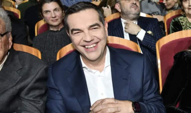 Αλέξης Τσίπρας: Με την Μπέττυ Μπαζιάνα στην παρουσίαση του βιβλίου του, Ιθάκη στο Θέατρο Παλλάς