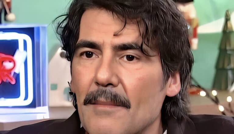 Αντώνης Καρυστινός: Ο λόγος που μετακόμισε οικογενειακώς στο Λονδίνο – «Ήταν κανονική μετανάστευση»