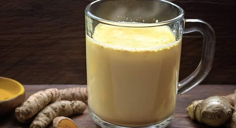 Χρυσό γάλα: Το ρόφημα που θα σας βοηθήσει να κοιμηθείτε «σαν πουλάκι»