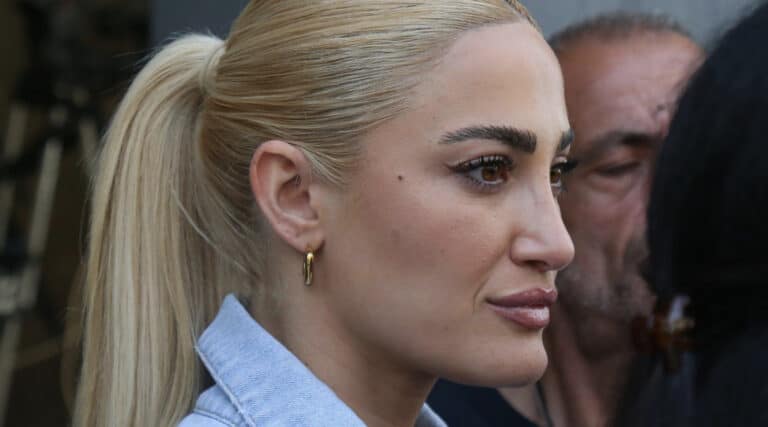 Ιωάννα Τούνη: «Εδώ και 9 χρόνια είμαι β@@@@, πεταμένη, μεθυσμένη…»