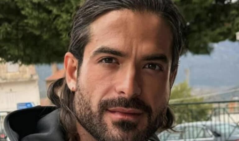 Σοβαρό τροχαίο για τον Άρη Μουγκοπέτρο – Στο νοσοκομείο ο μουσικός