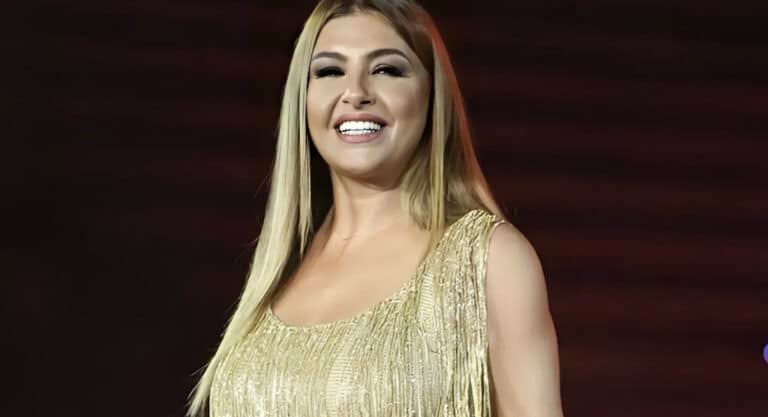 Η Έλενα Παπαρίζου πήρε εξιτήριο από το νοσοκομείο μετά από μια εβδομάδα νοσηλείας